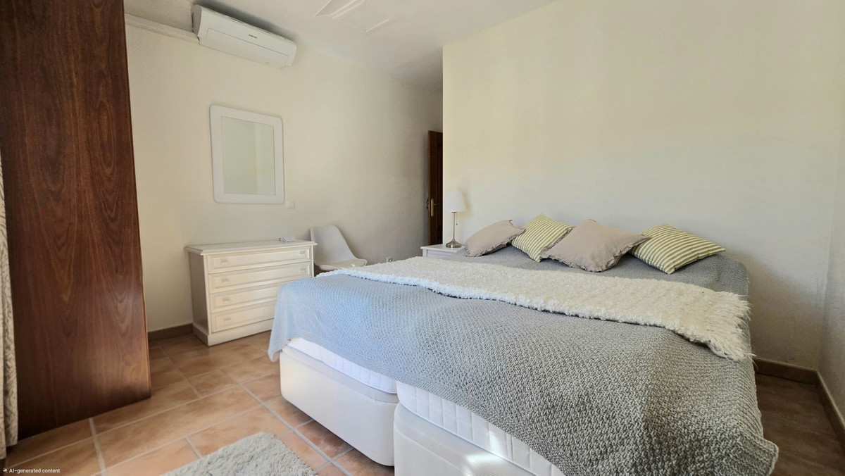 Huis te koop in Cerros del Aguila | 4 slaapkamers H5325286