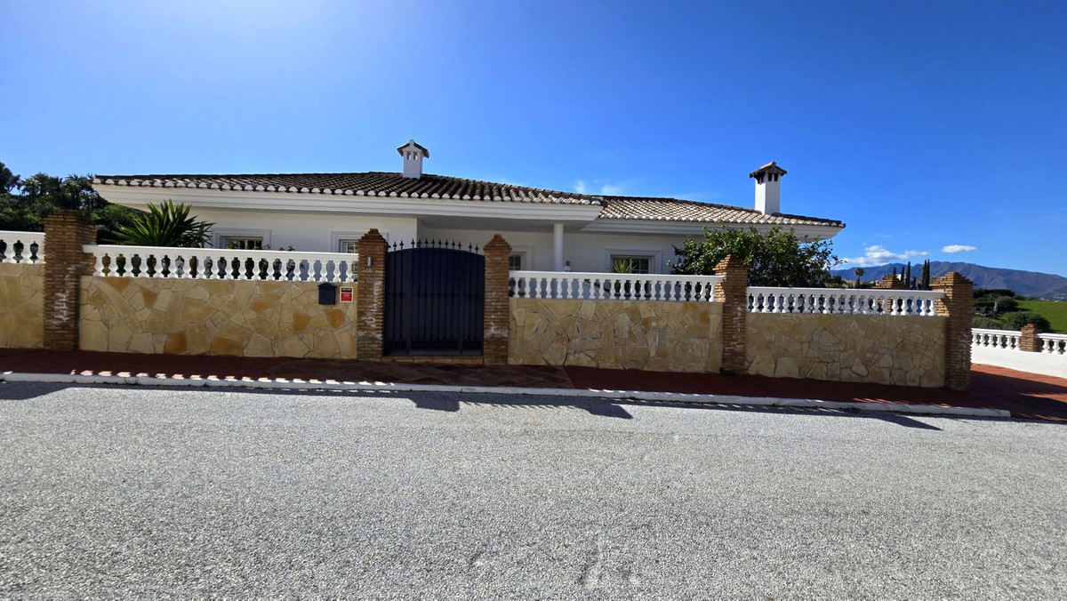 Huis te koop in Cerros del Aguila | 4 slaapkamers H5325286