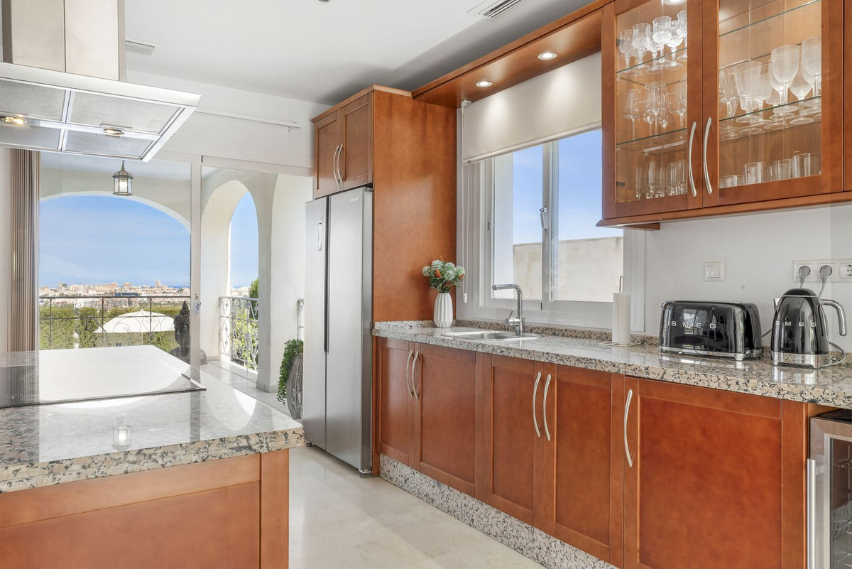 Huis te koop in Cerros del Aguila | 5 slaapkamers H5366491