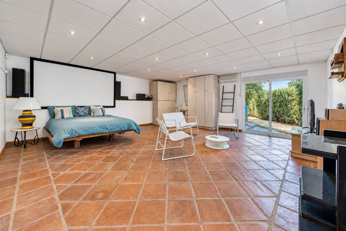 Property main view 74