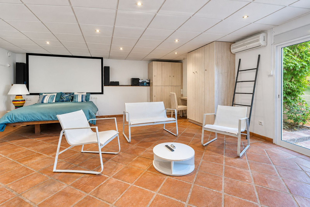 Property main view 75