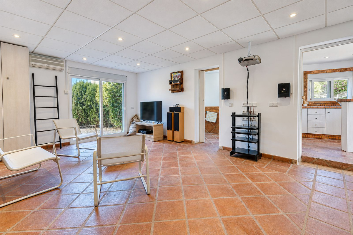Property main view 76