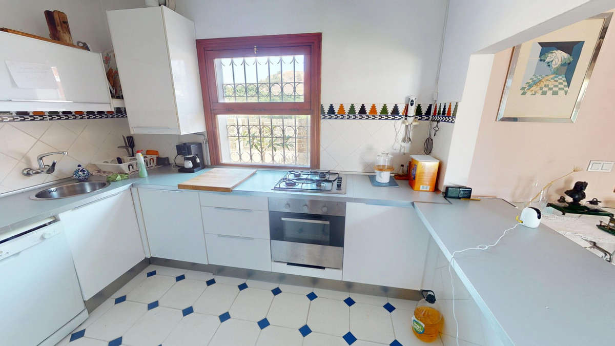 Huis te koop in Chilches | 4 slaapkamers H5138077