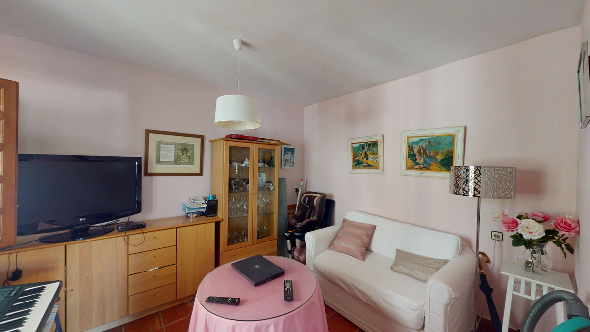 Huis te koop in Chilches | 4 slaapkamers H5138077