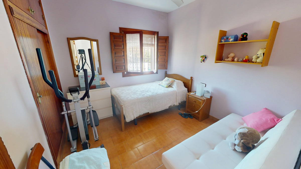 Huis te koop in Chilches | 4 slaapkamers H5138077
