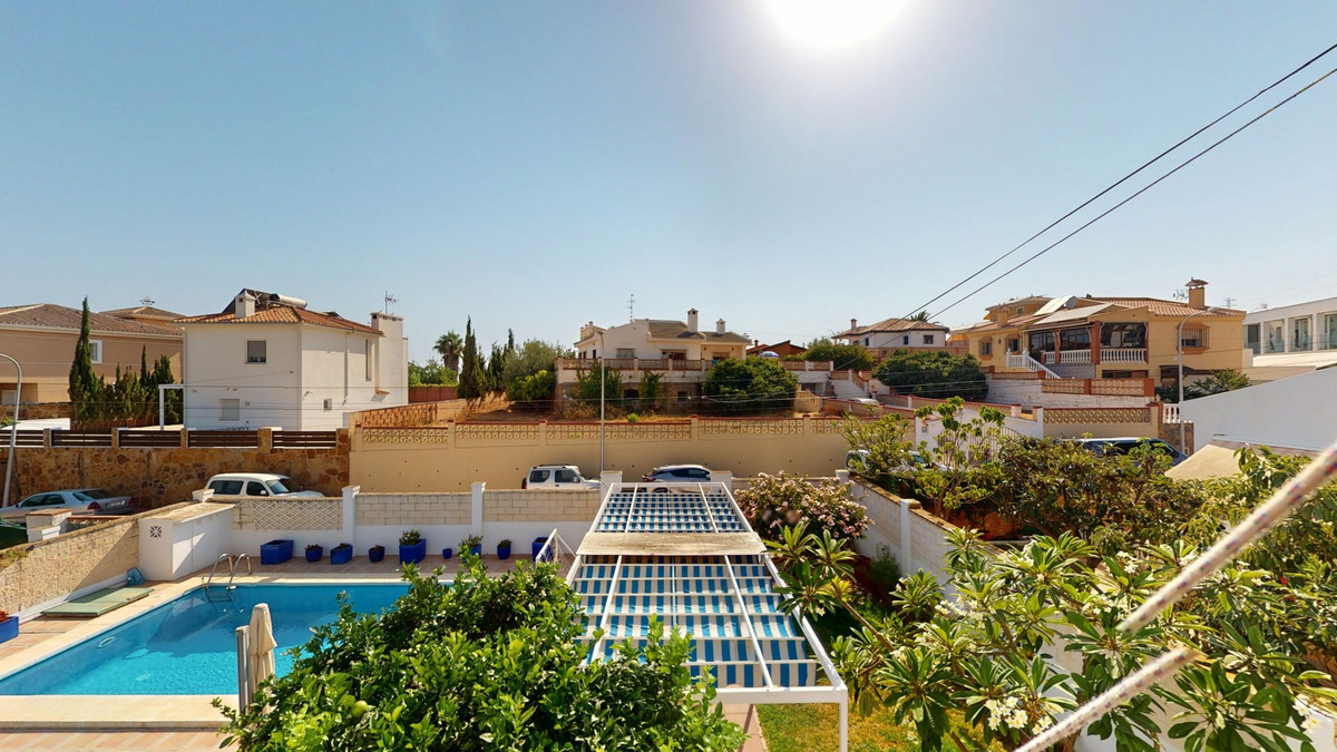 Huis te koop in Chilches | 4 slaapkamers H5138077