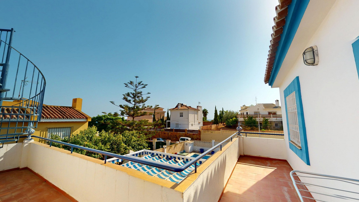 Huis te koop in Chilches | 4 slaapkamers H5138077