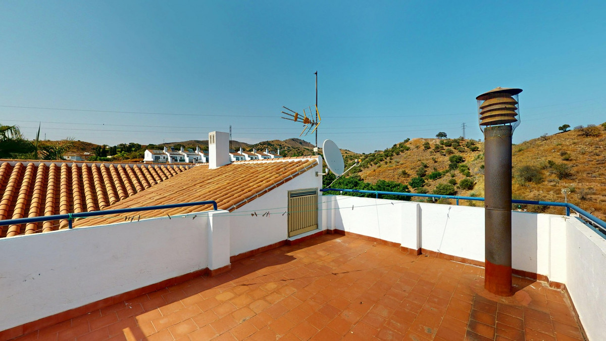 Huis te koop in Chilches | 4 slaapkamers H5138077