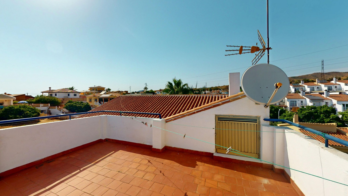 Huis te koop in Chilches | 4 slaapkamers H5138077