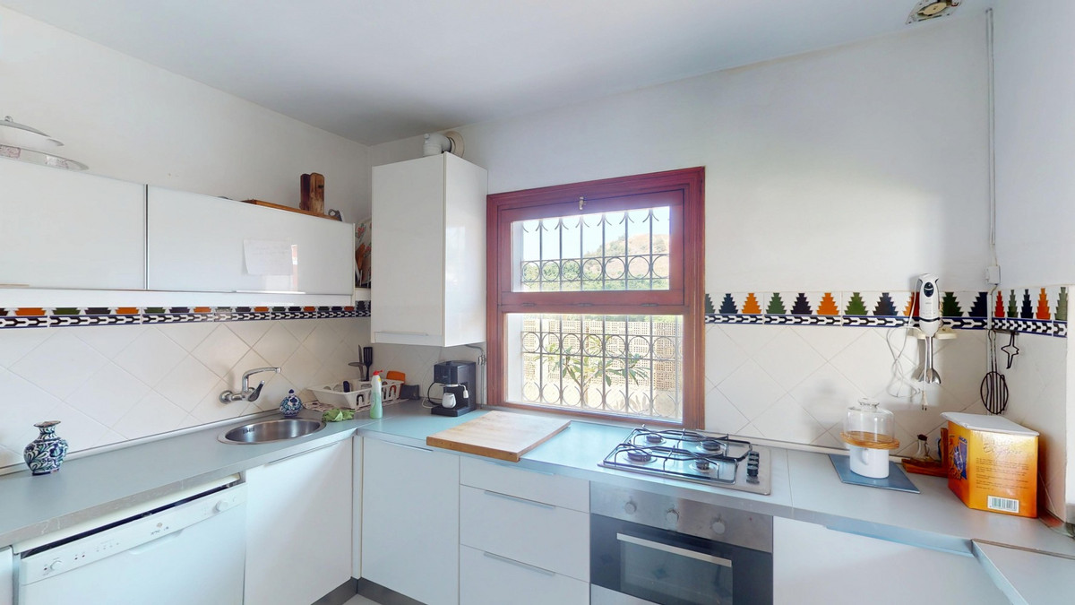 Huis te koop in Chilches | 4 slaapkamers H5138077