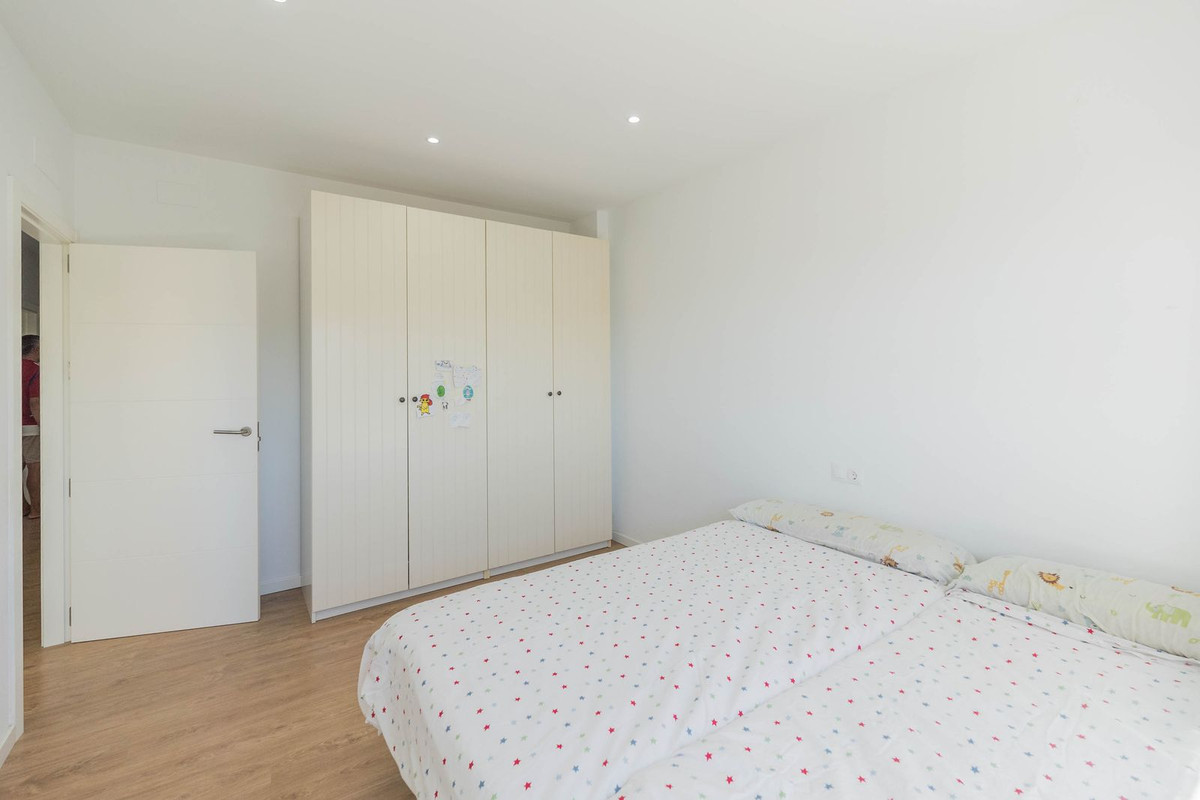 Huis te koop in Chilches | 5 slaapkamers H5164564