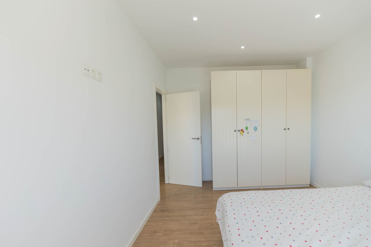 Huis te koop in Chilches | 5 slaapkamers H5164564