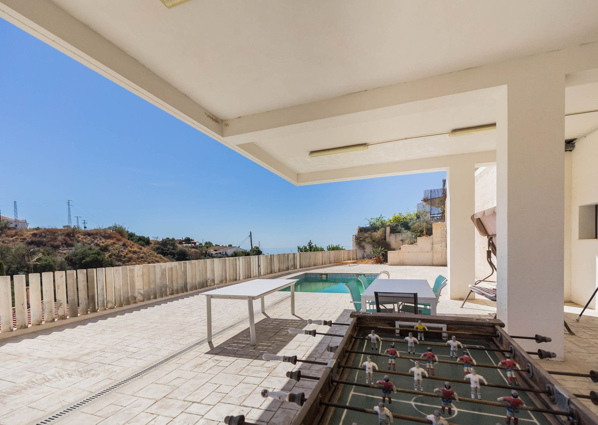 Huis te koop in Chilches | 5 slaapkamers H5164564