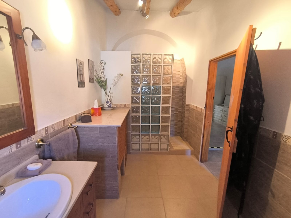 Huis te koop in Chinorlet | 4 slaapkamers H5078635