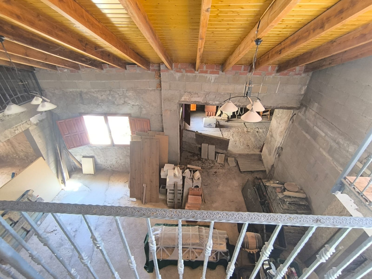 Huis te koop in Chinorlet | 4 slaapkamers H5509600