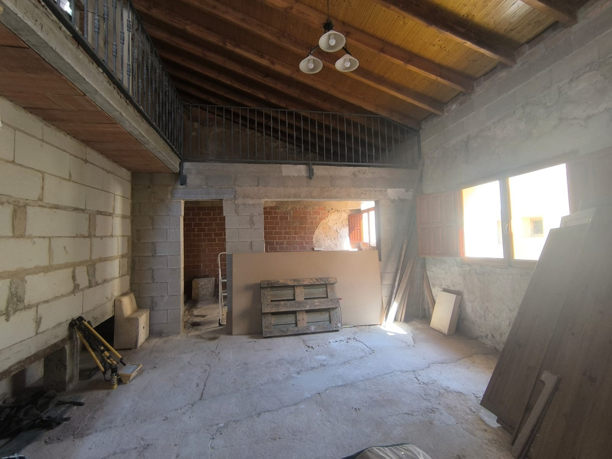Huis te koop in Chinorlet | 4 slaapkamers H5509600