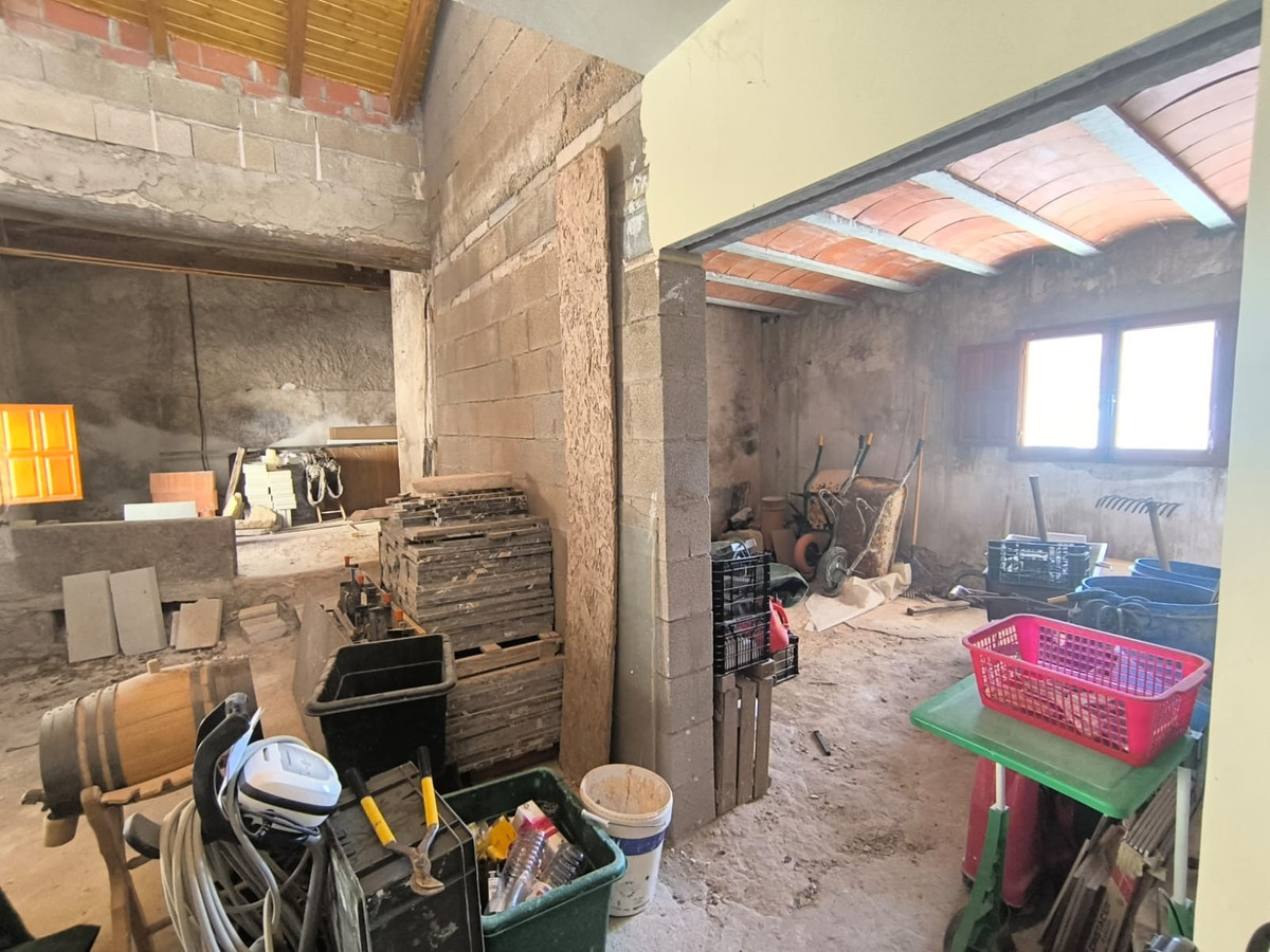Huis te koop in Chinorlet | 4 slaapkamers H5509600