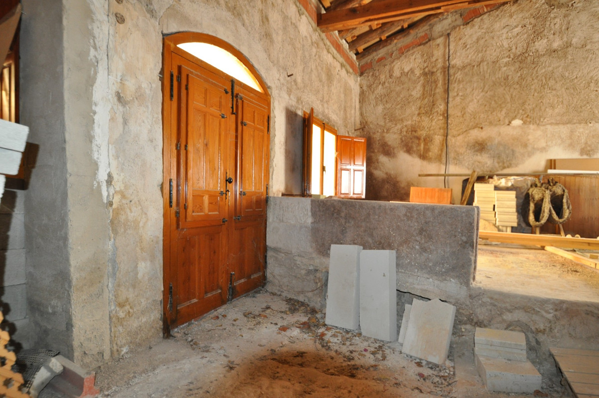 Huis te koop in Chinorlet | 4 slaapkamers H5509600