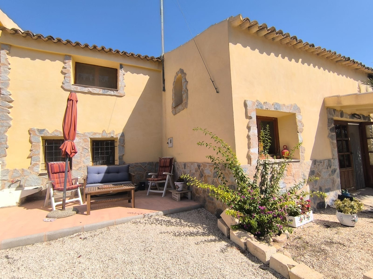 Huis te koop in Chinorlet | 4 slaapkamers H5509600