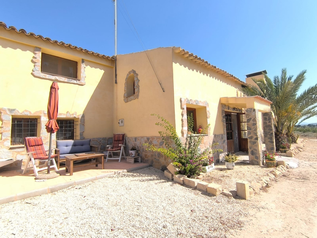 Huis te koop in Chinorlet | 4 slaapkamers H5509600