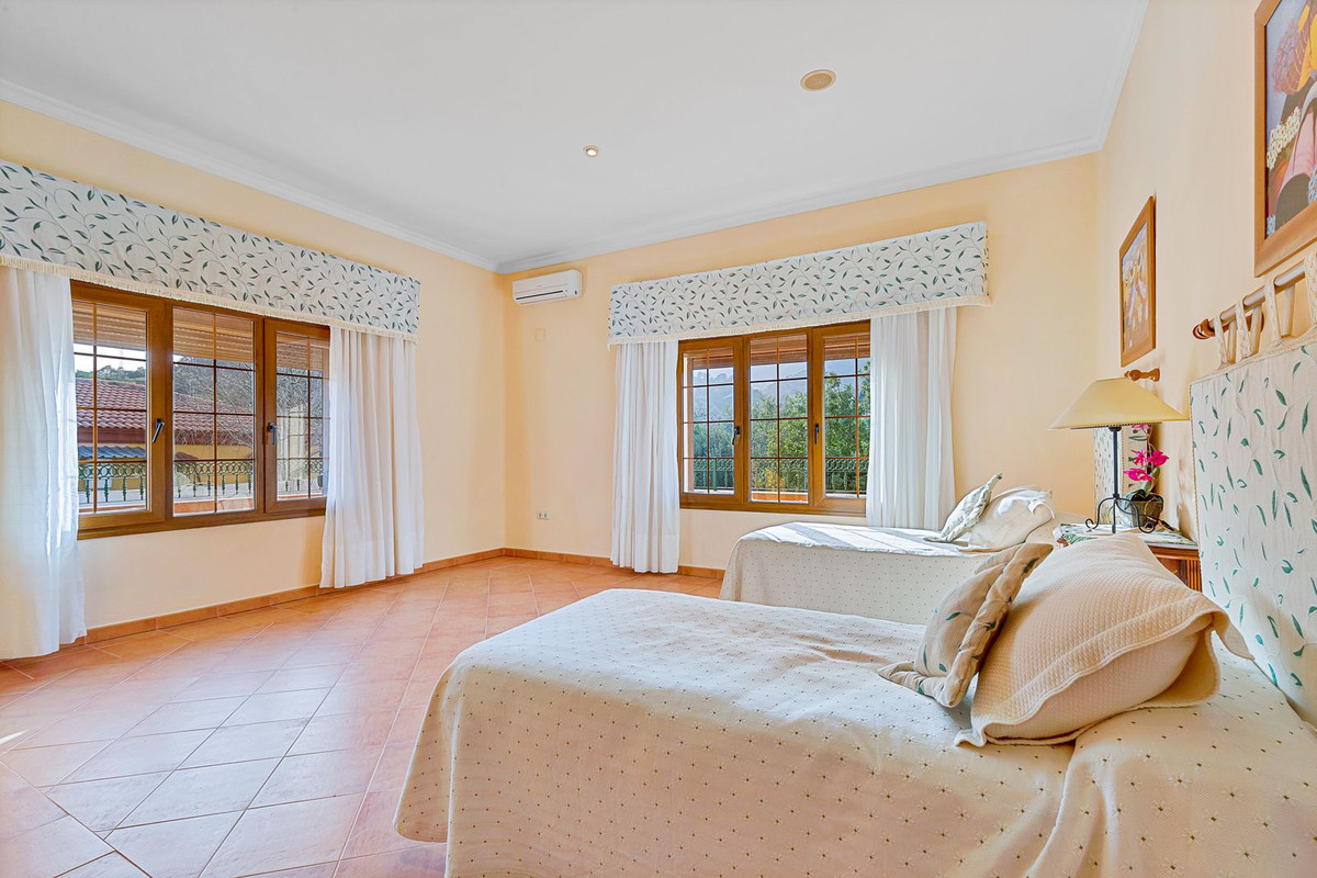 Property main view 25