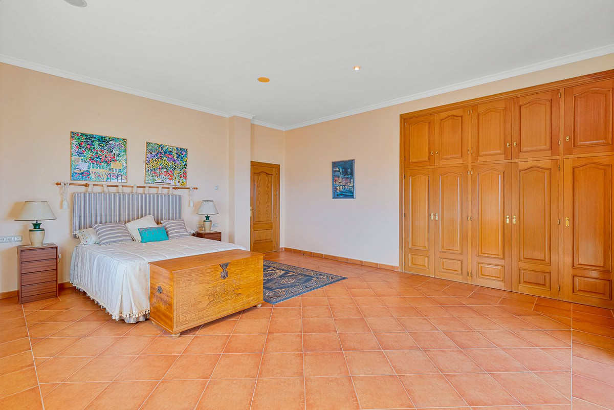 Property main view 32