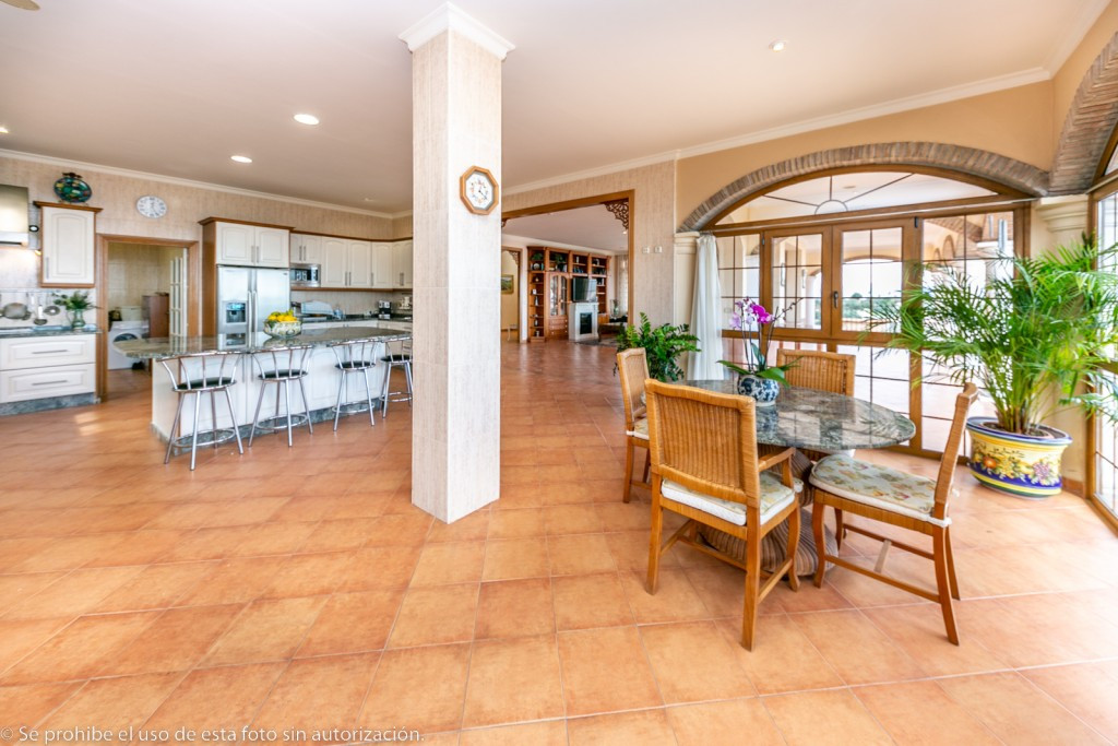 Huis te koop in Churriana | 6 slaapkamers H4292725