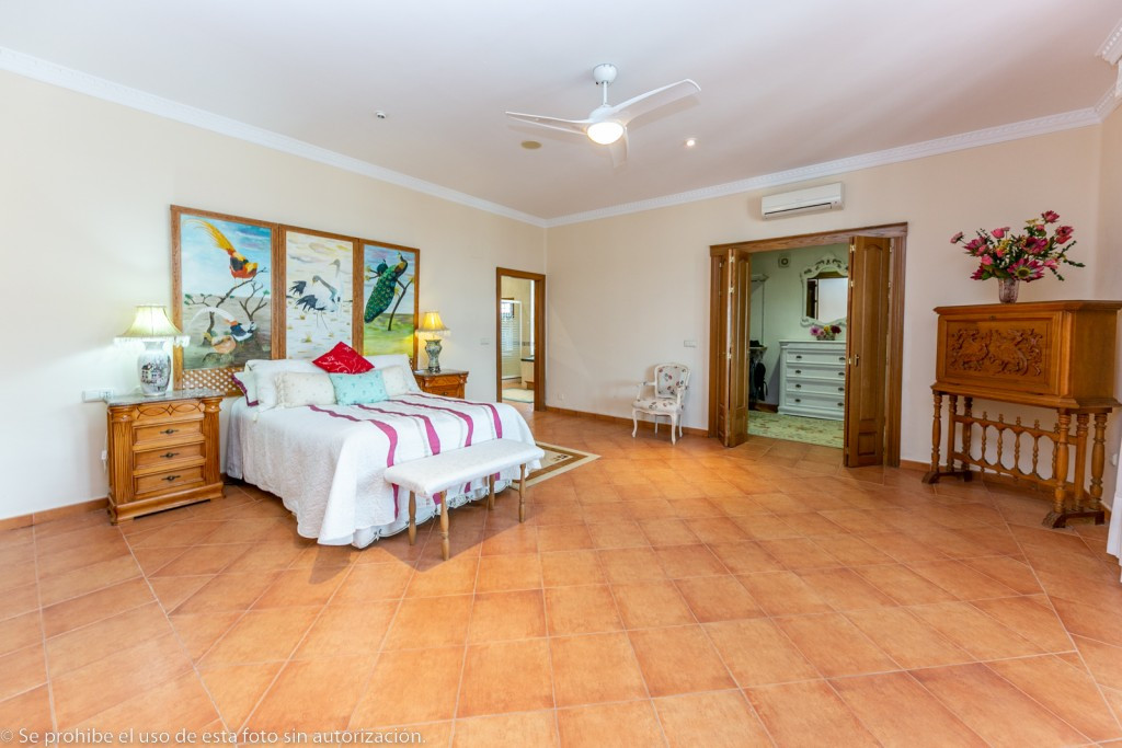 Huis te koop in Churriana | 6 slaapkamers H4292725