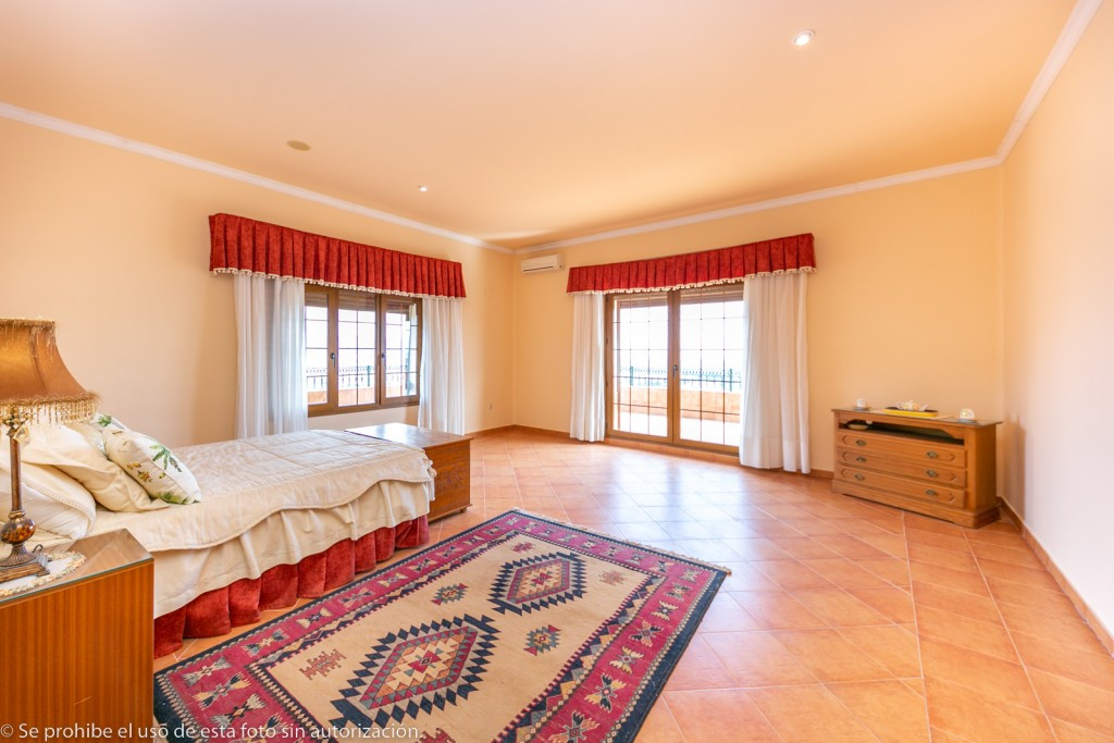 Huis te koop in Churriana | 6 slaapkamers H4292725
