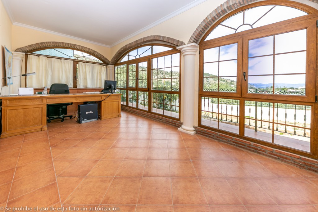 Huis te koop in Churriana | 6 slaapkamers H4292725