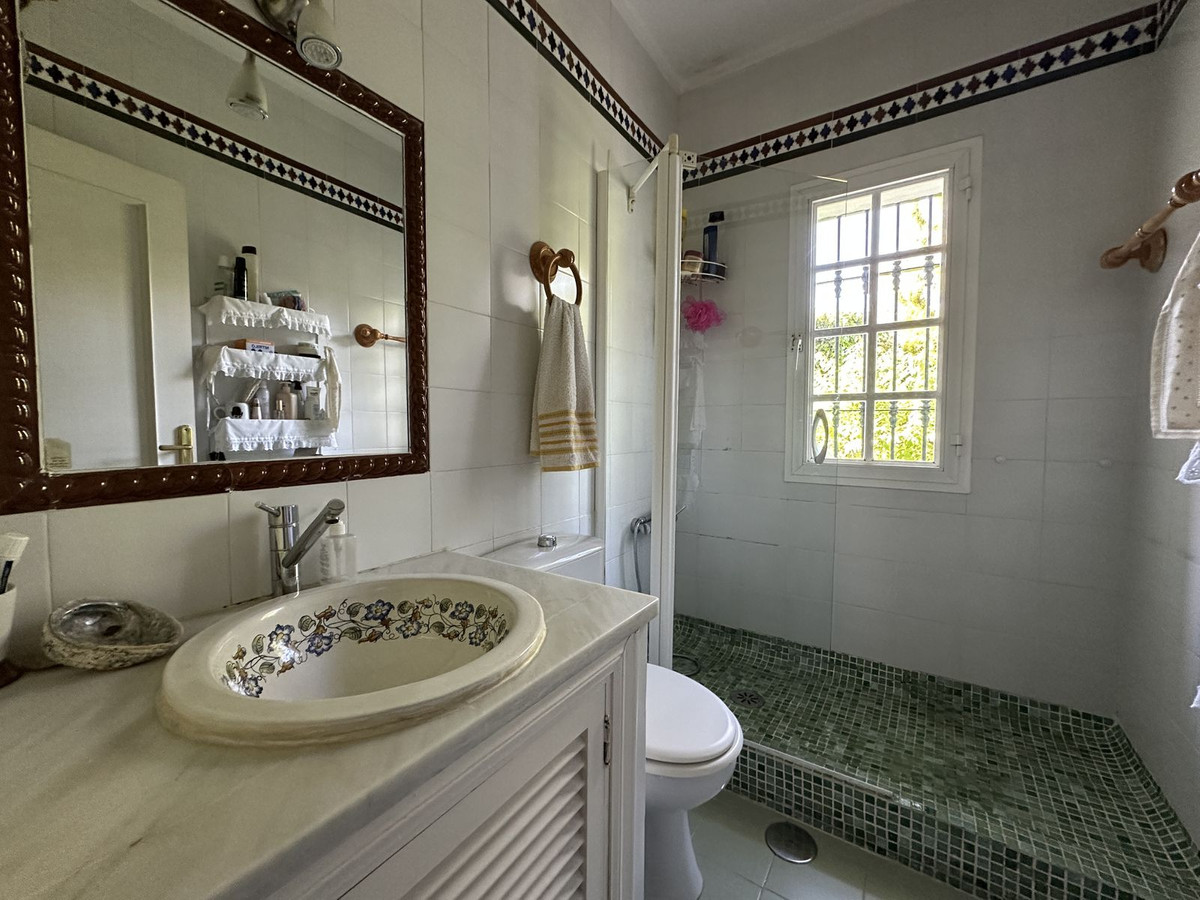 Vrijstaande Villa in Churriana-28