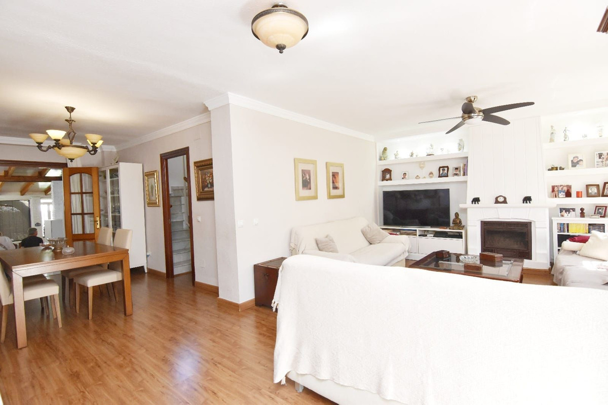Huis te koop in Churriana | 4 slaapkamers H5064871