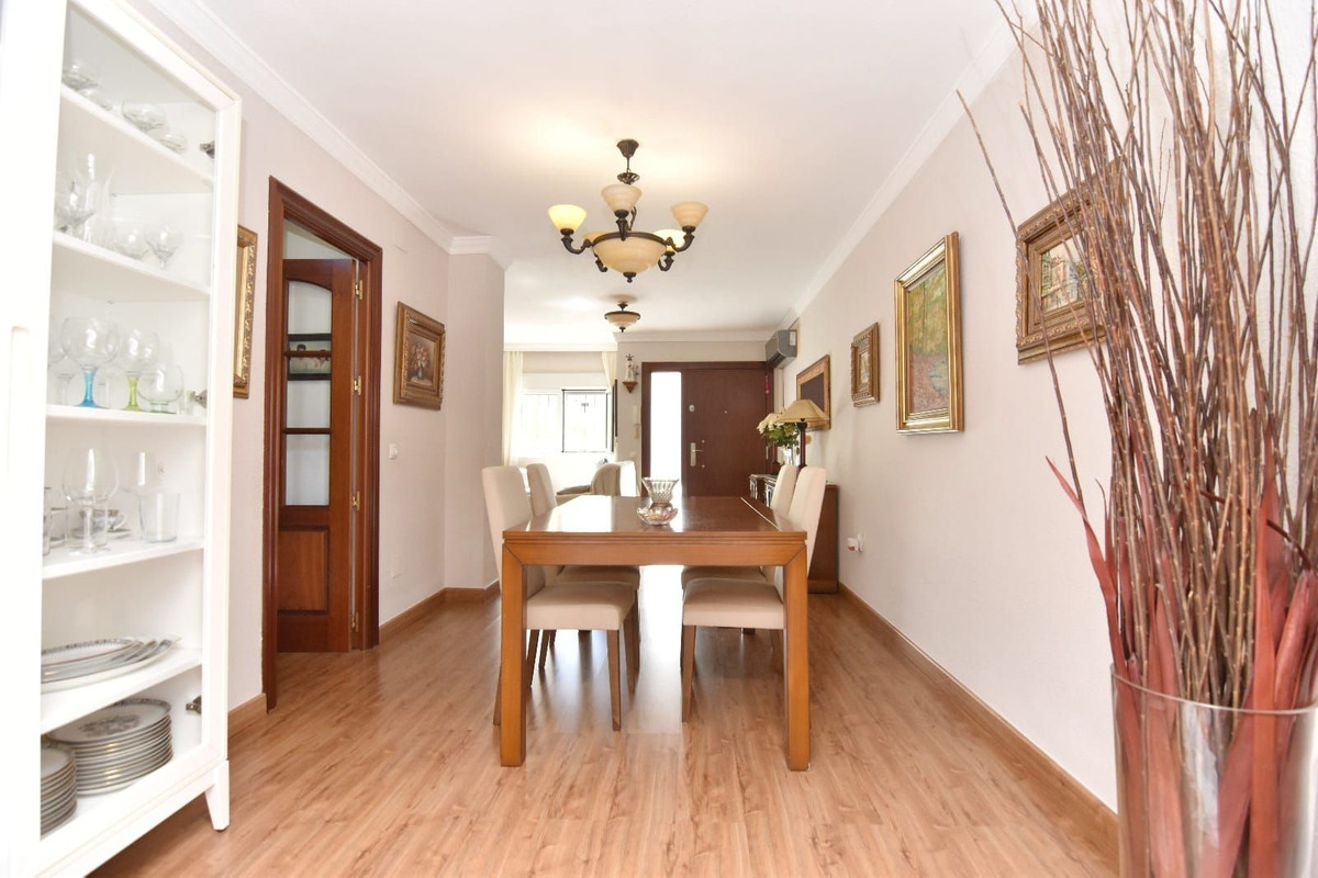 Huis te koop in Churriana | 4 slaapkamers H5064871