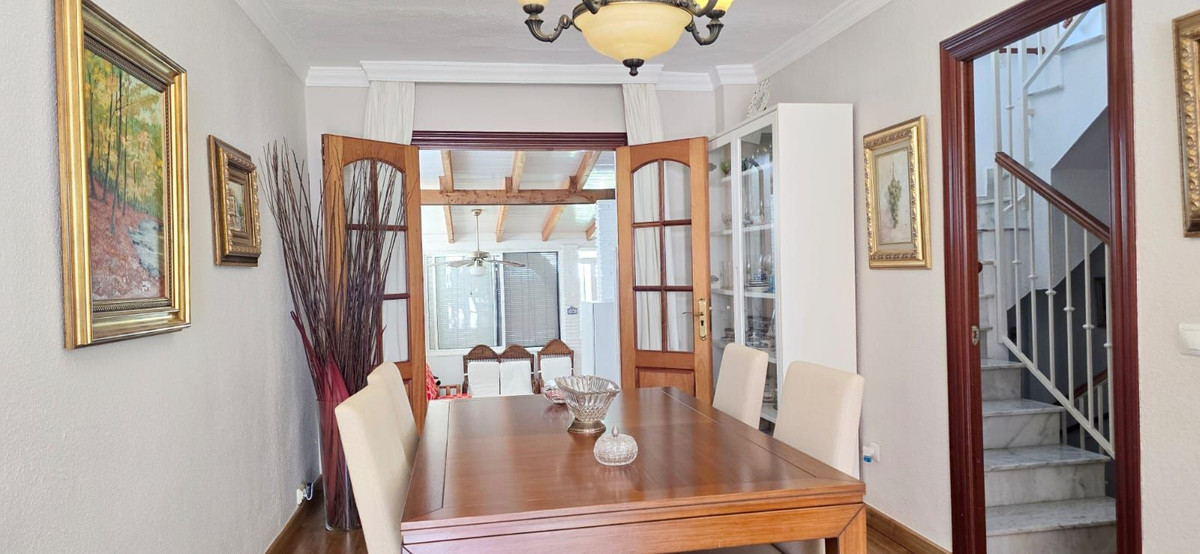 Huis te koop in Churriana | 4 slaapkamers H5064871