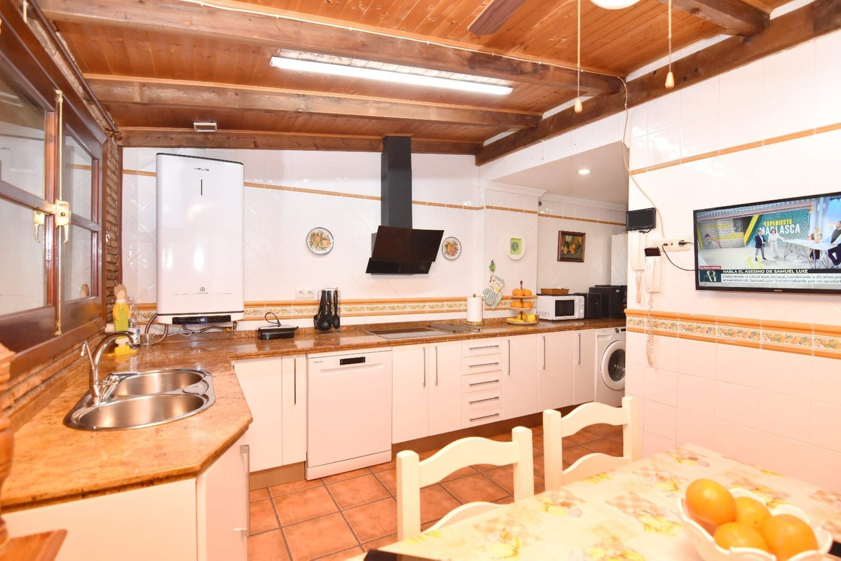 Huis te koop in Churriana | 4 slaapkamers H5064871