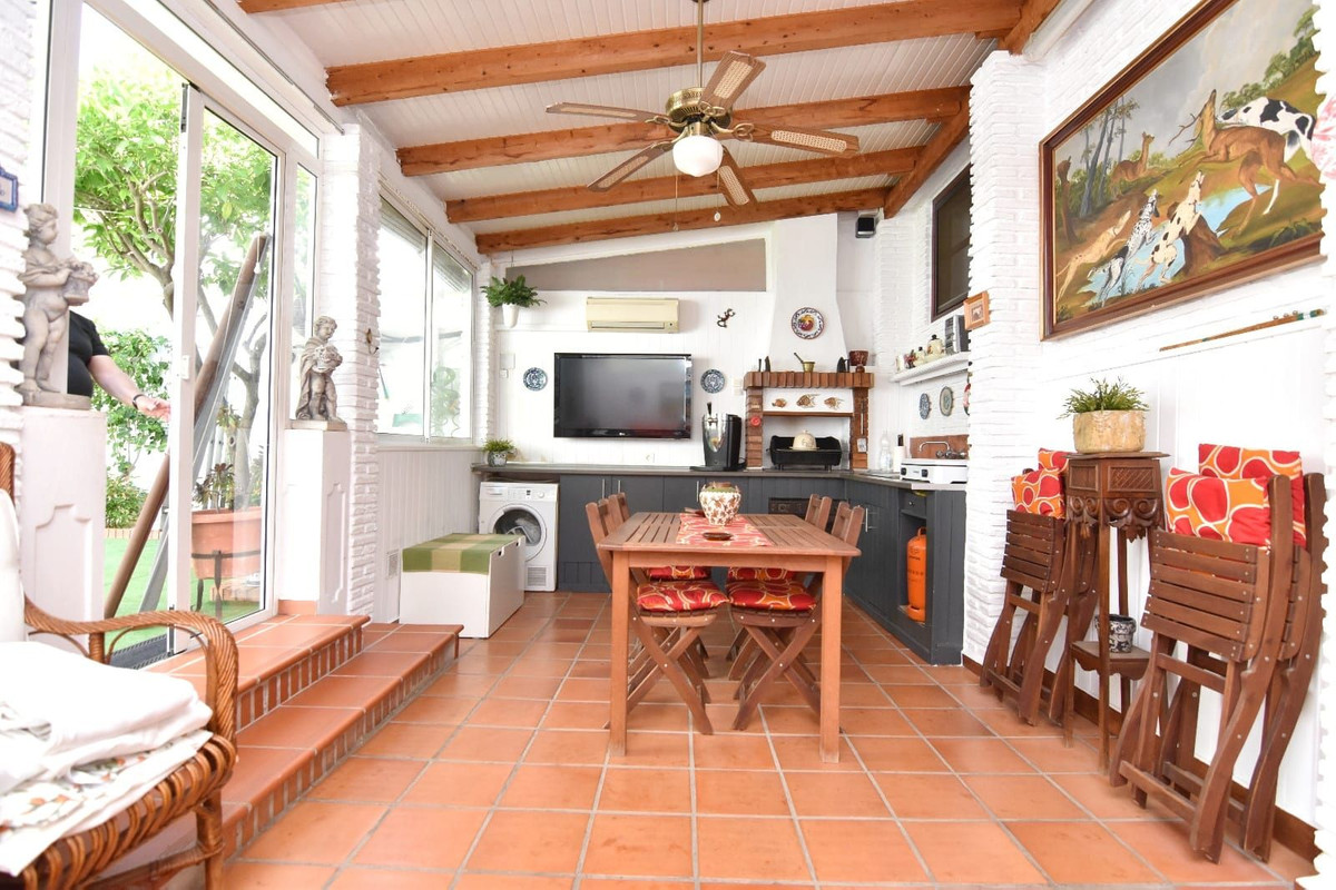 Huis te koop in Churriana | 4 slaapkamers H5064871