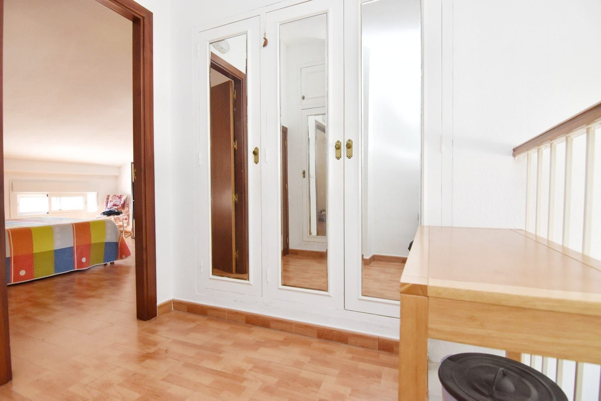 Huis te koop in Churriana | 4 slaapkamers H5064871