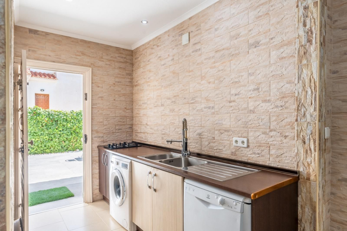 Huis te koop in Churriana | 4 slaapkamers H5218264