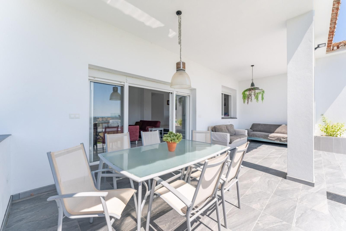 Huis te koop in Churriana | 4 slaapkamers H5218264