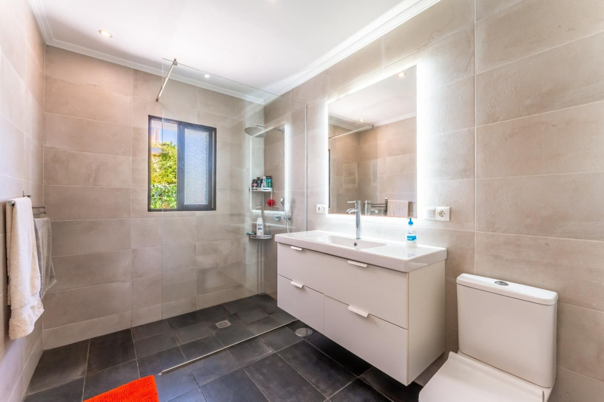 Huis te koop in Churriana | 4 slaapkamers H5218264