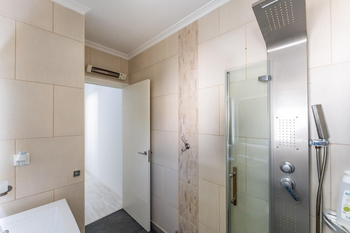 Huis te koop in Churriana | 4 slaapkamers H5218264