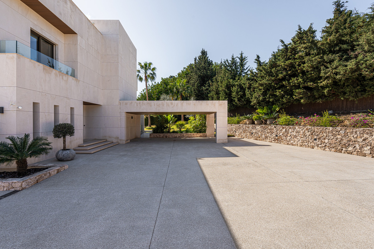 Property main view 32