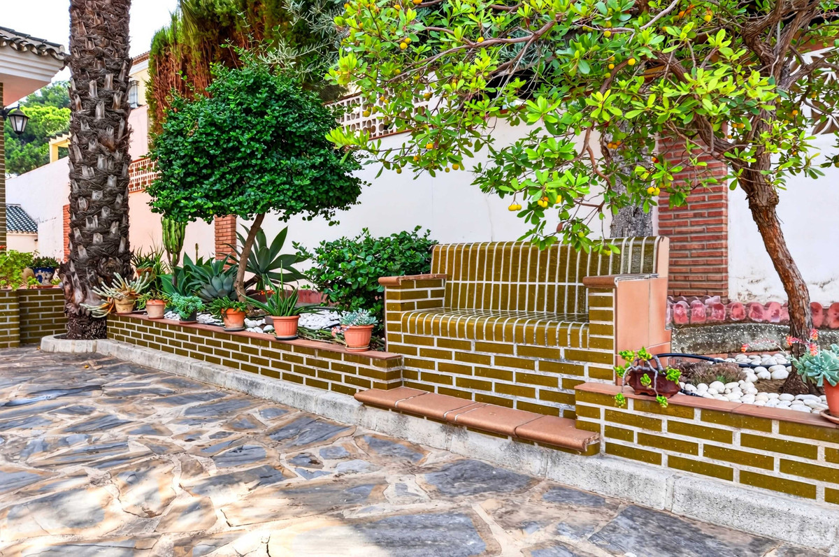 Property main view 40
