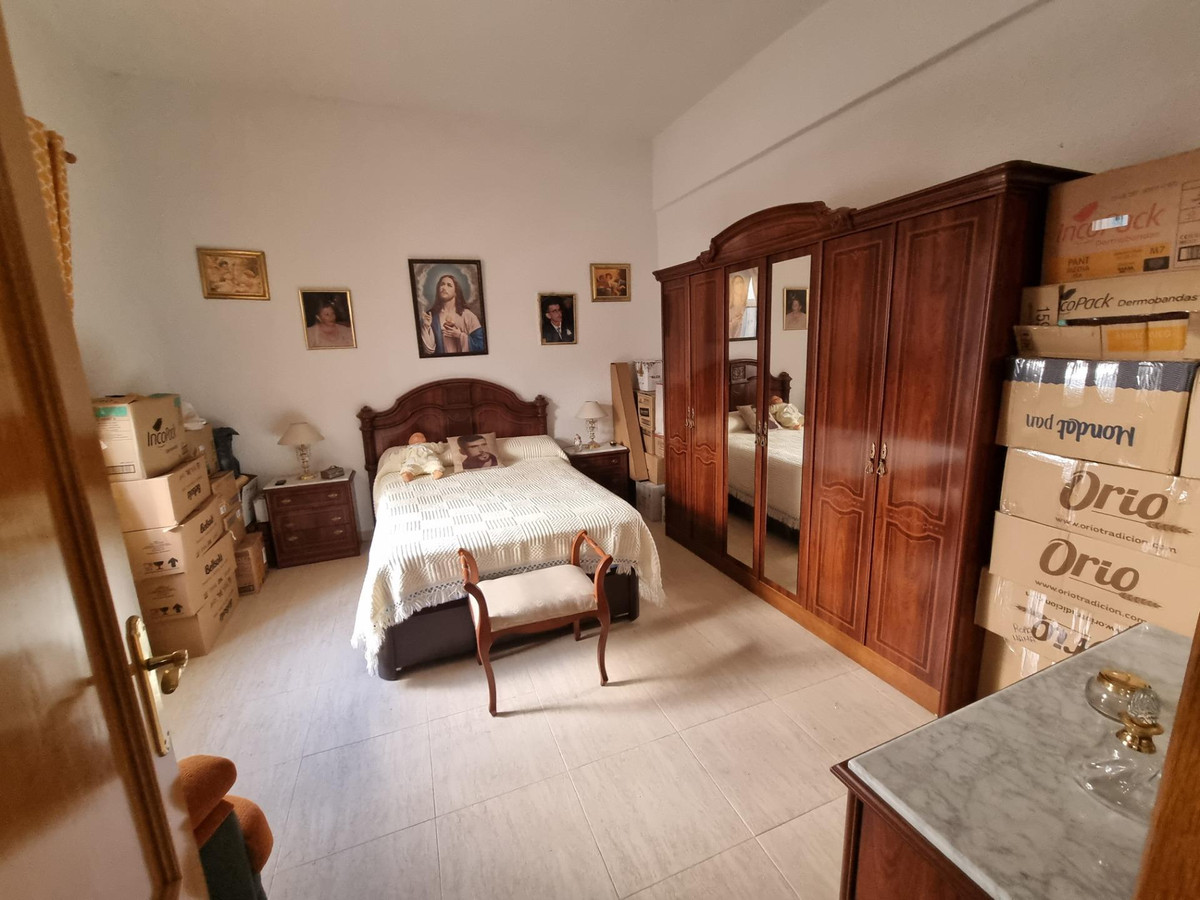 Huis te koop in Ciudad Jardín | 5 slaapkamers H5037292