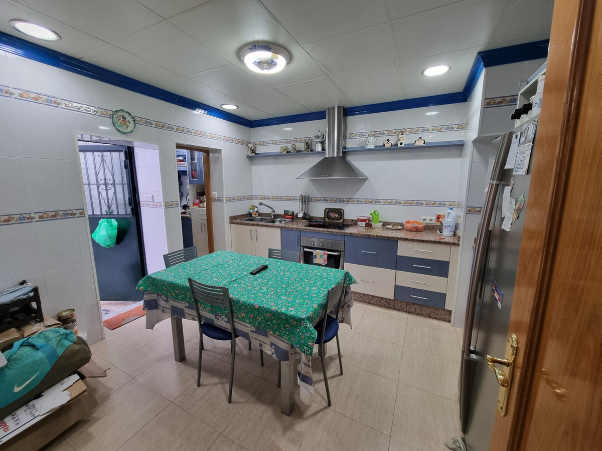 Huis te koop in Ciudad Jardín | 5 slaapkamers H5037292