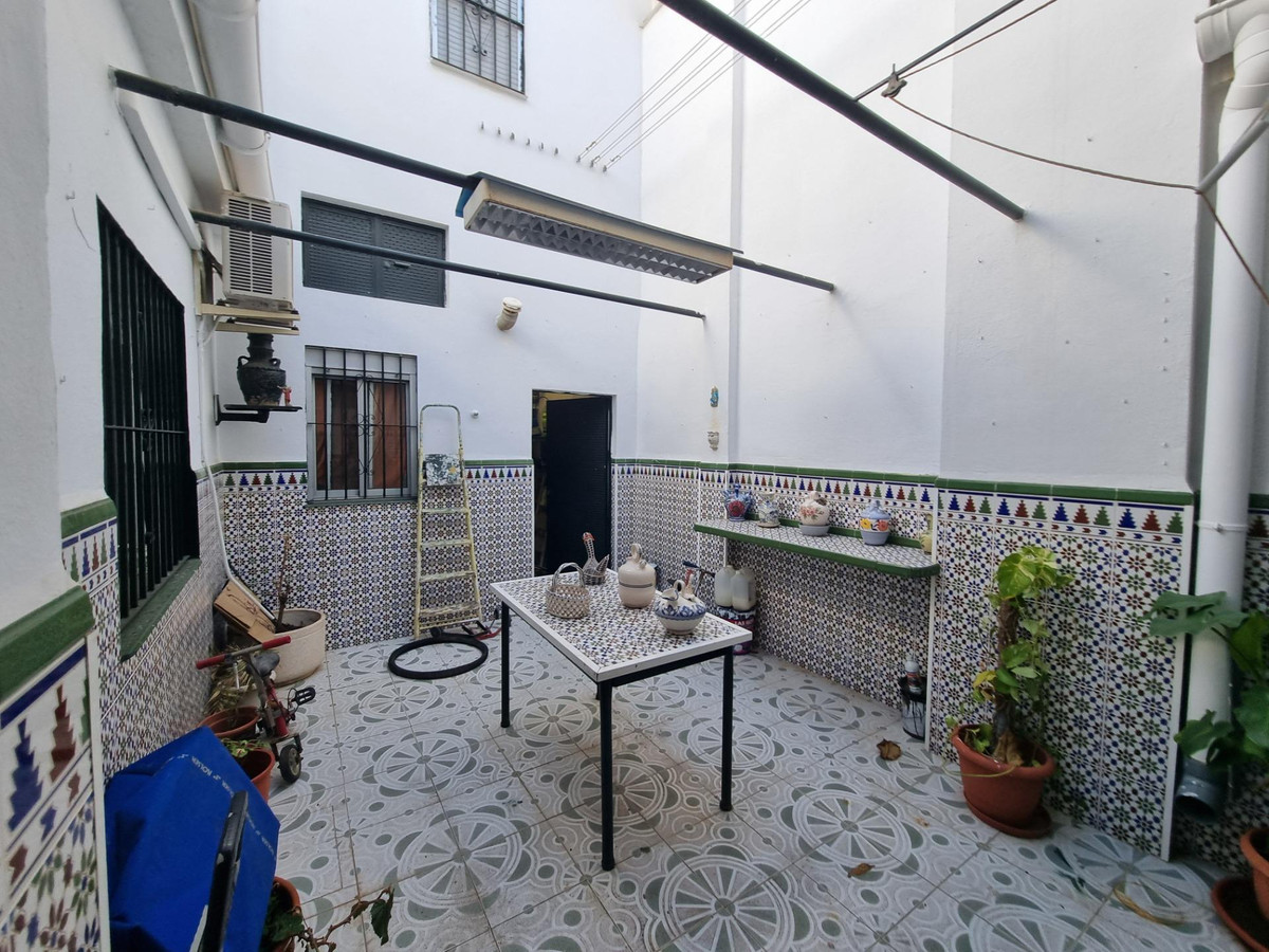 Huis te koop in Ciudad Jardín | 5 slaapkamers H5037292