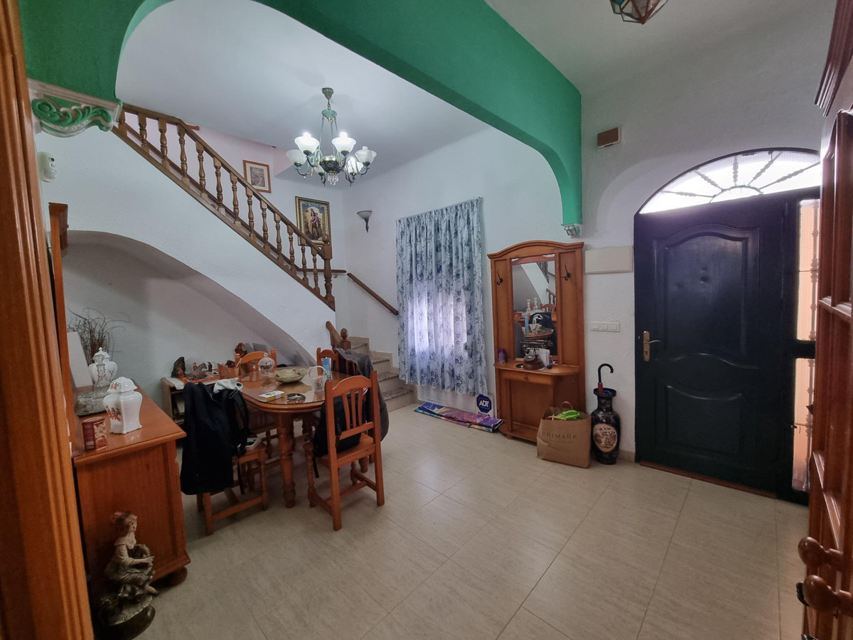 Huis te koop in Ciudad Jardín | 5 slaapkamers H5037292