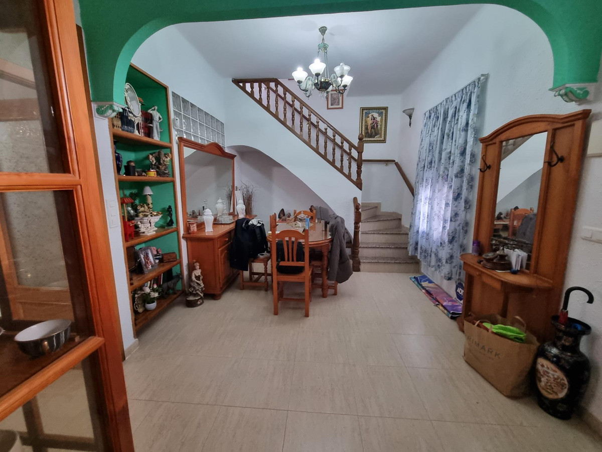 Huis te koop in Ciudad Jardín | 5 slaapkamers H5037292