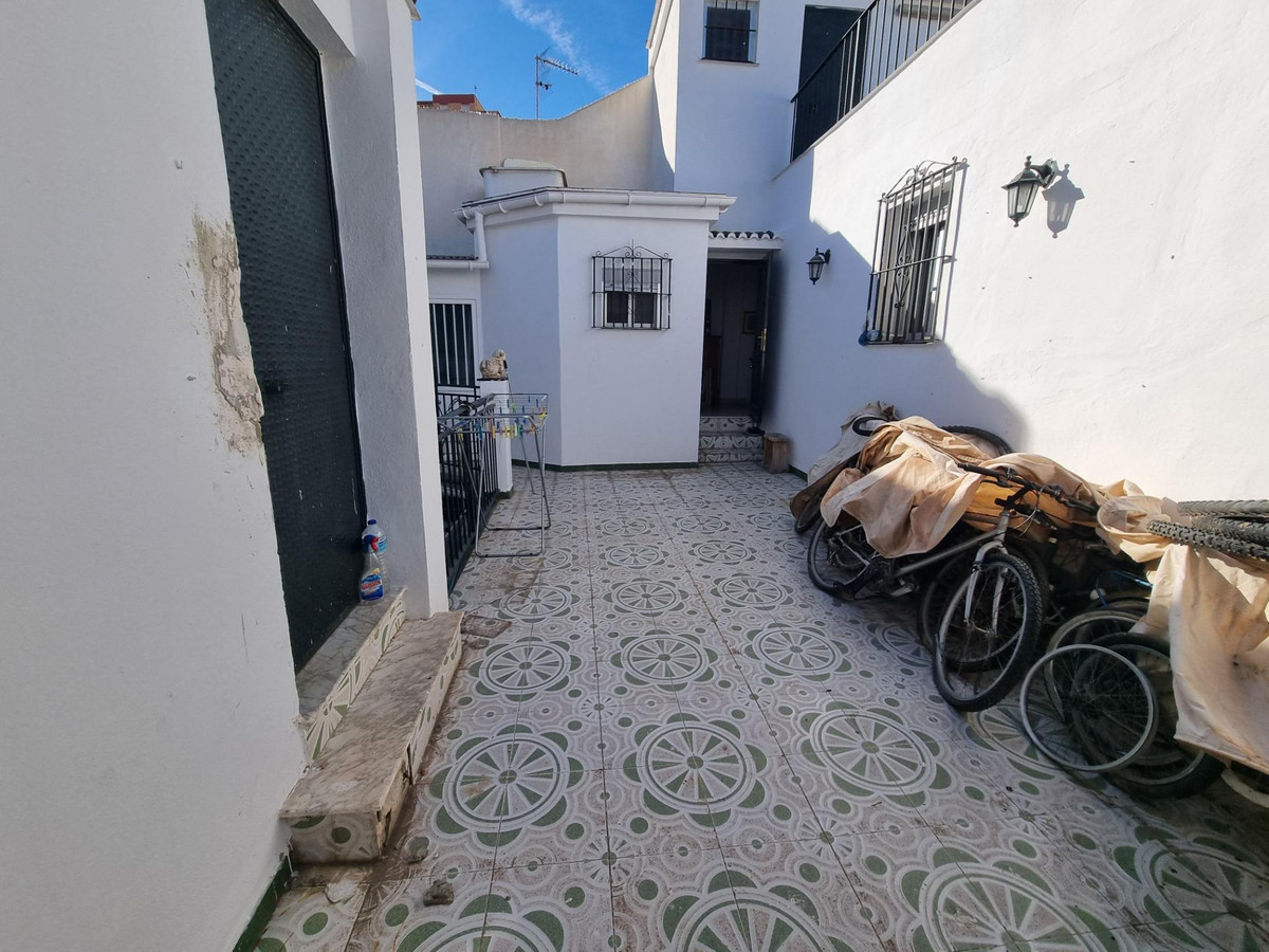 Huis te koop in Ciudad Jardín | 5 slaapkamers H5037292