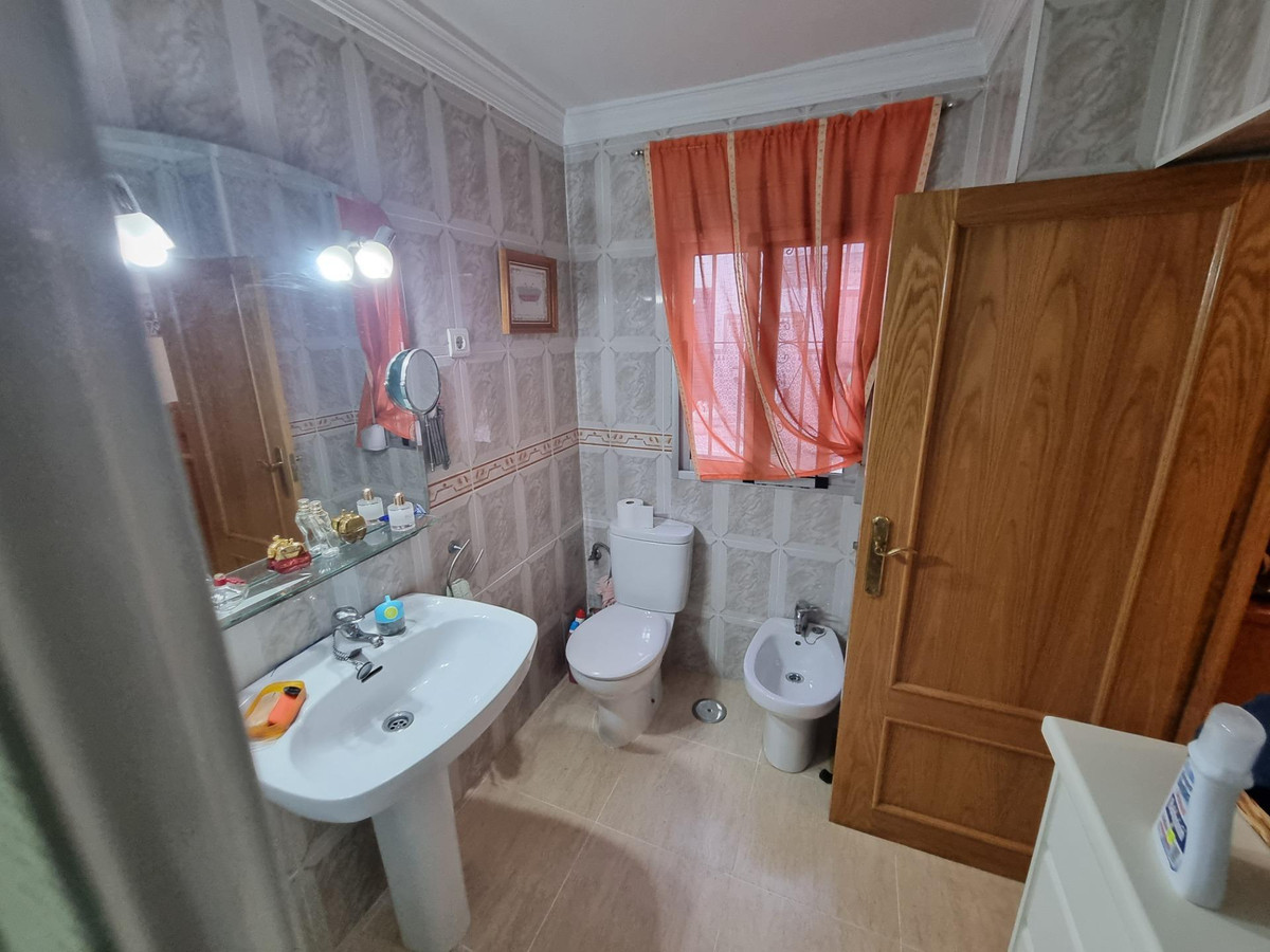 Huis te koop in Ciudad Jardín | 5 slaapkamers H5037292